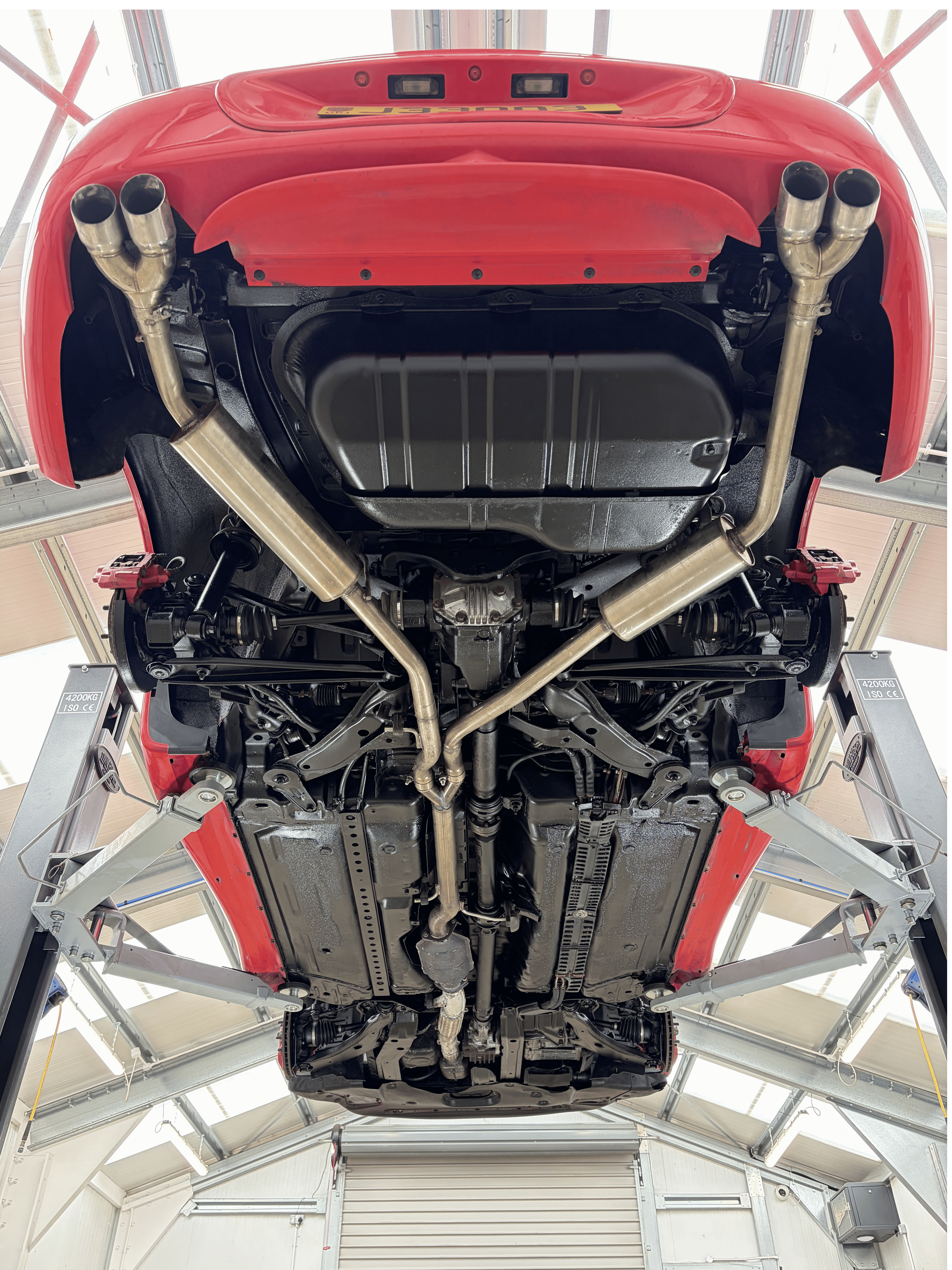 Mitsubishi 3000GT underbody after dry ice blasting 