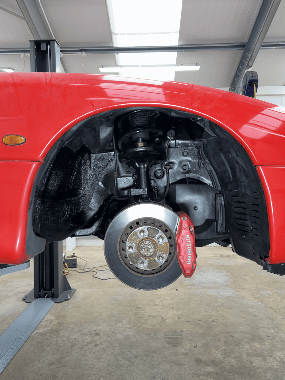 Mitsubishi 3000GT wheel arch after dry ice blasting